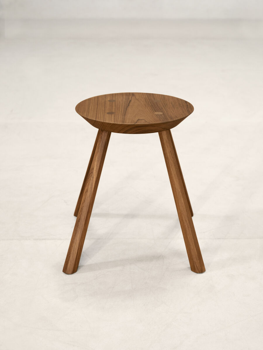 03 DW Stool Natural Standard Front