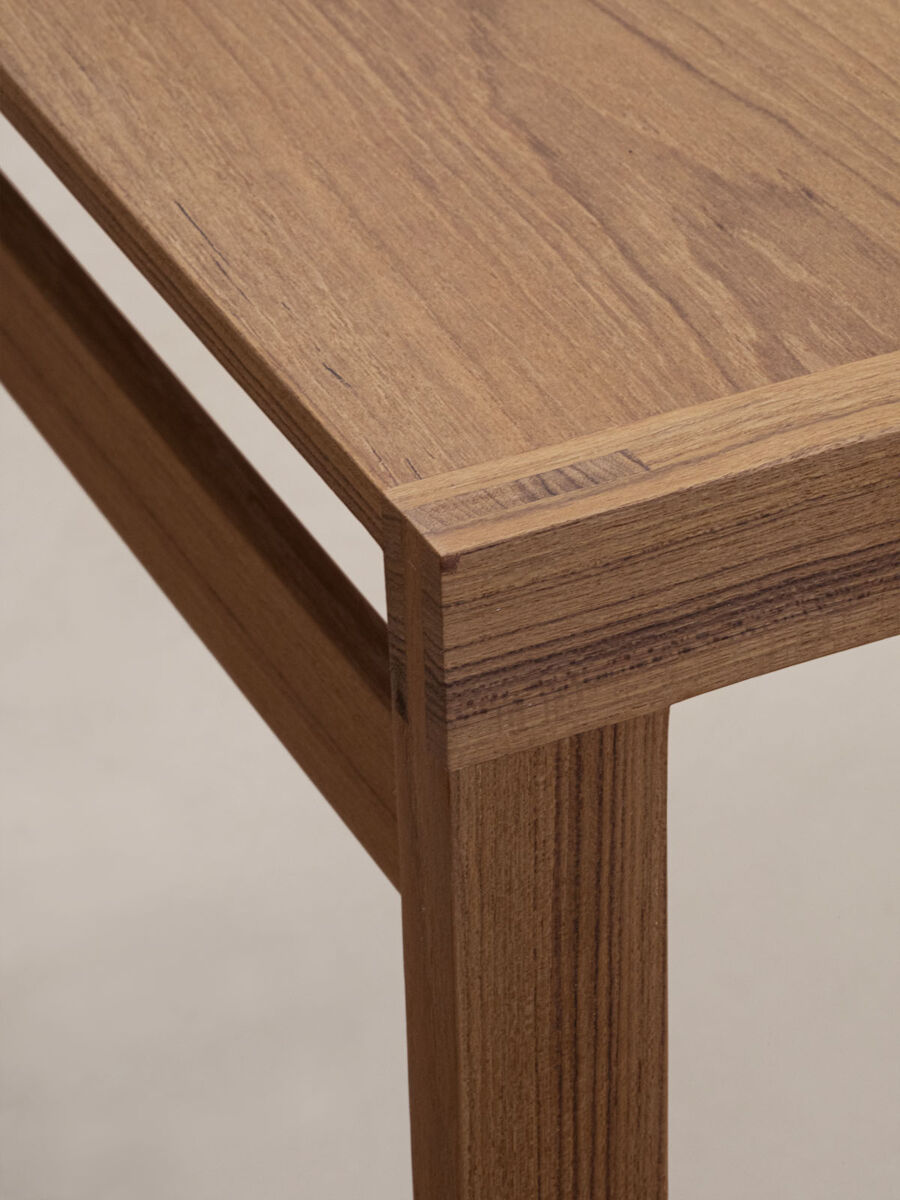 04 Nandi Table Klemens Grund