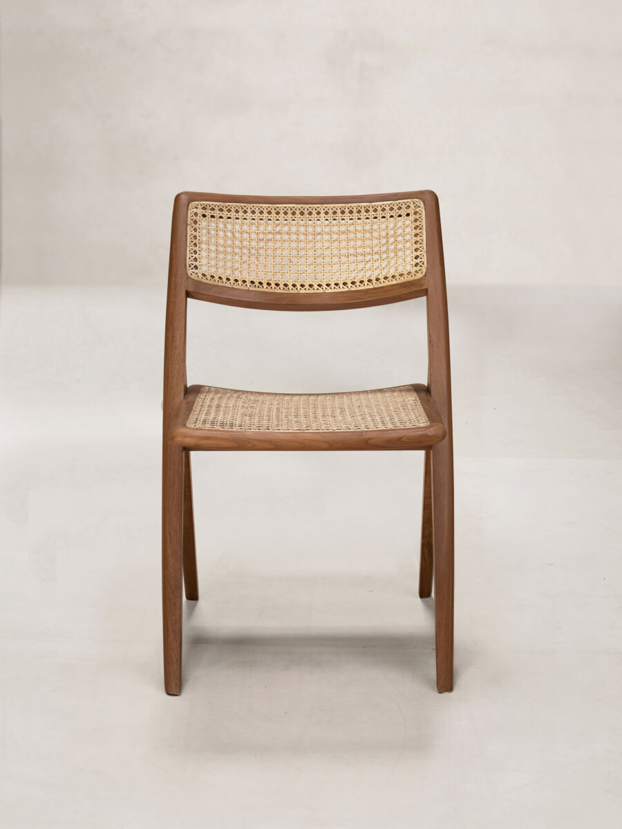 02 Mungaru Dining Chair Front
