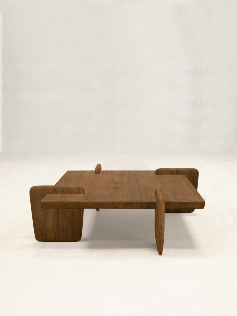 02 Coffee Table Side