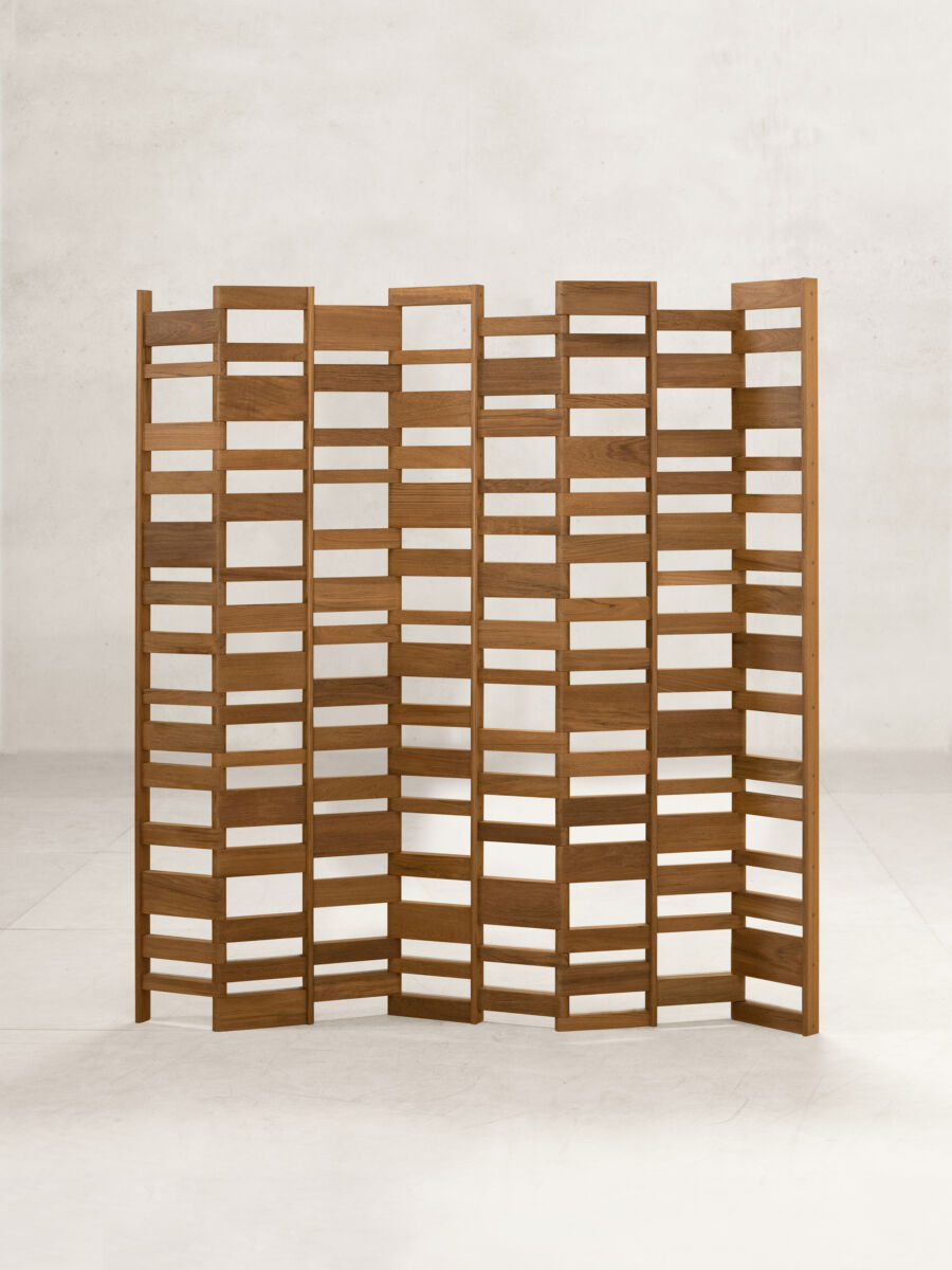 03 XL Room Divider Front