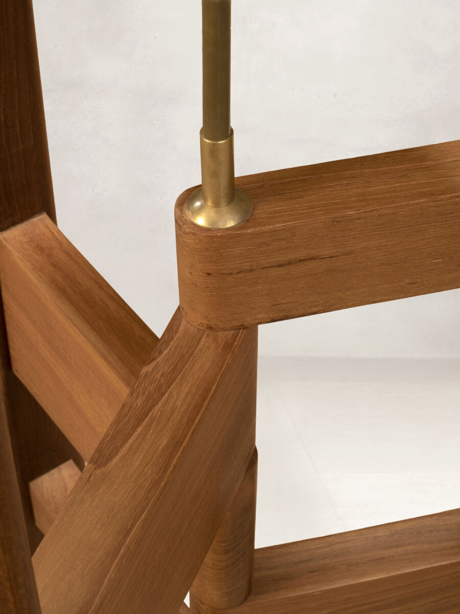 06 XL Floor Lamp Detail C Threading