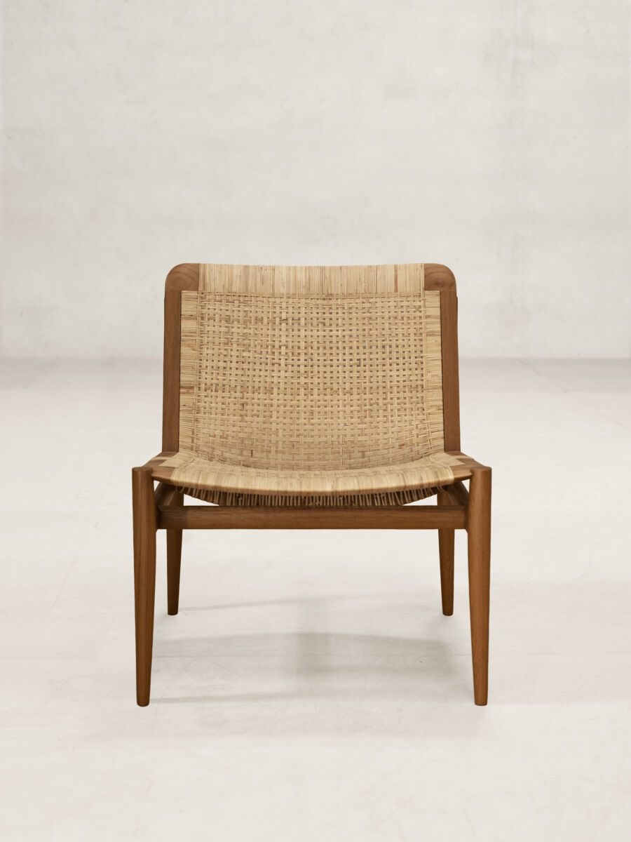 01 Tan Mod Chair 0 Arm Front