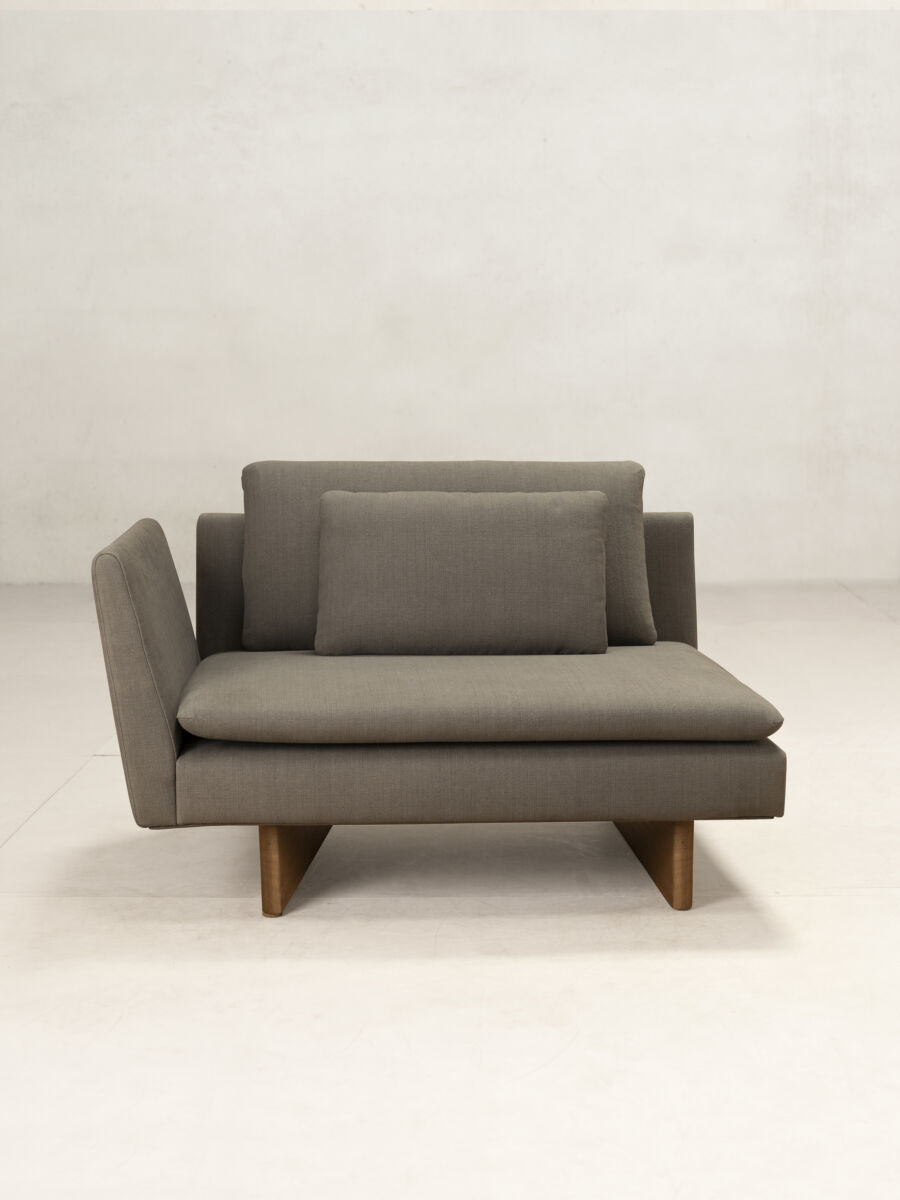 06 X L Modular Sofa Left Arm Front