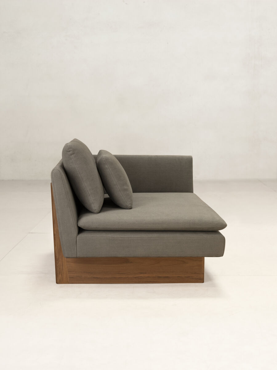 07 X L Modular Sofa Right Arm Side