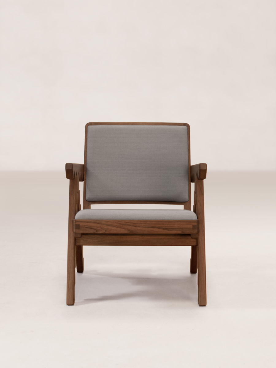 01 Teak Chair Front Profile More Grey