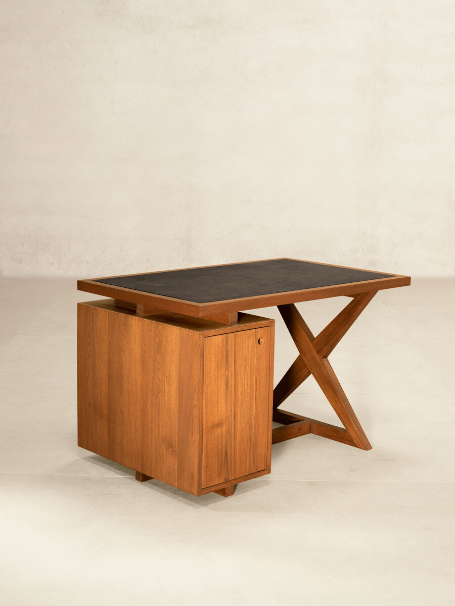 PierreJeanneret-study-desk-phantom-hands-isometric-view-storage-unit