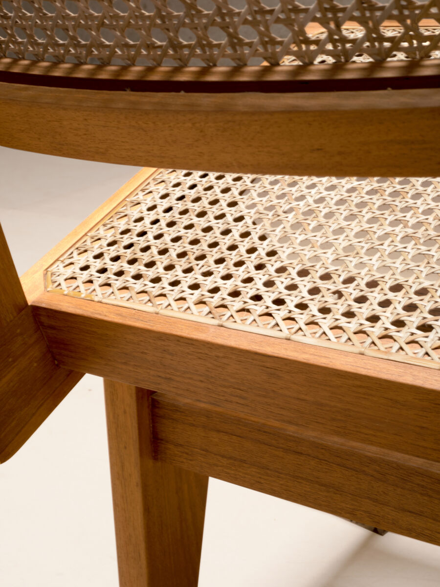 05 DC Natural Detail B Natural Teak