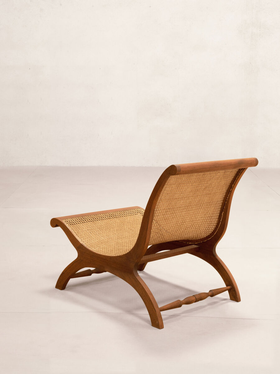 01 Cane Seat Rear Profile