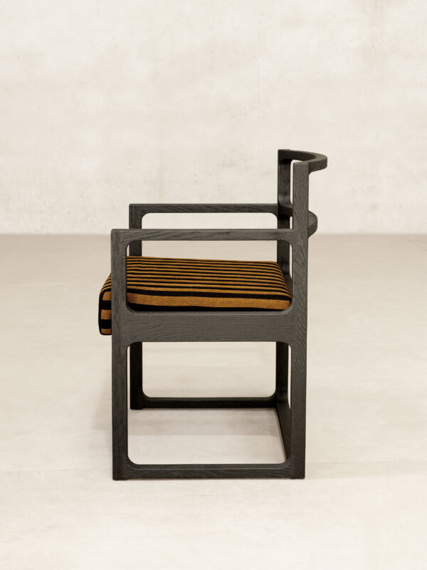 01 Bentota Chair Side Profile