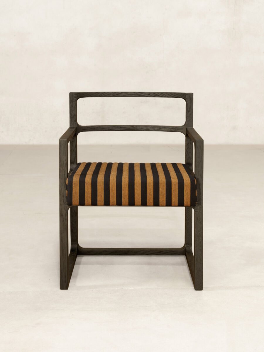 03 Bentota Chair Front Profile