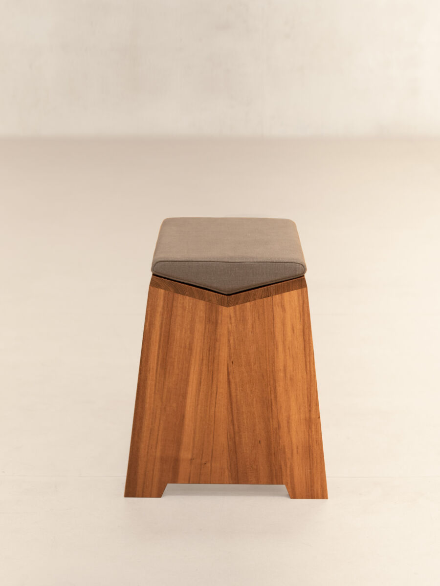 Sewing Stool Profile Side