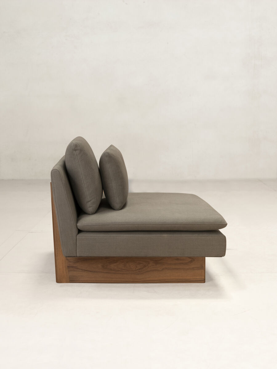 01 X L Modular Sofa 0 Arm Side