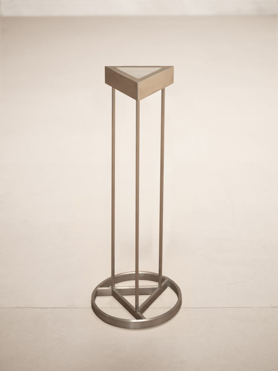 03 Ashtray Stand Rear