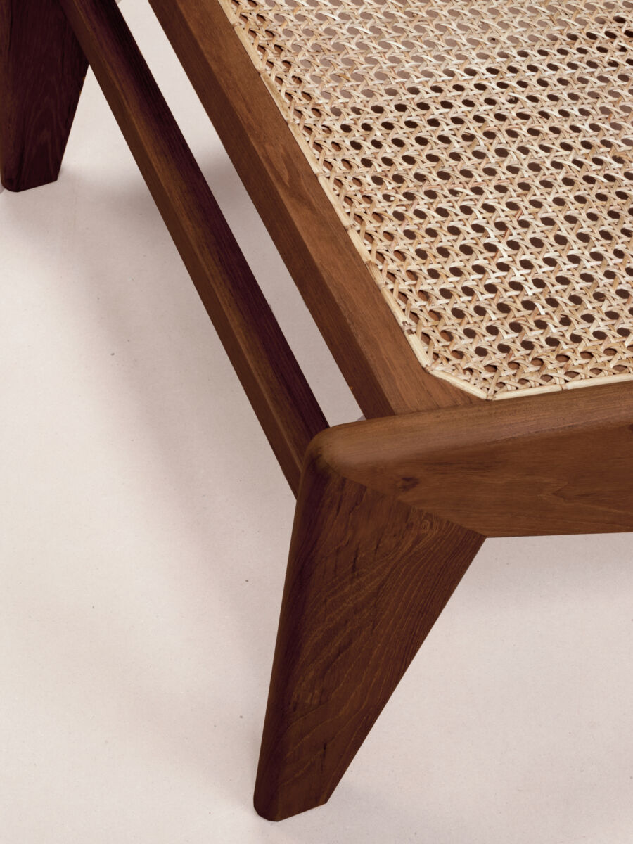 06 Kangaroo Natural Detail C Dark Stain