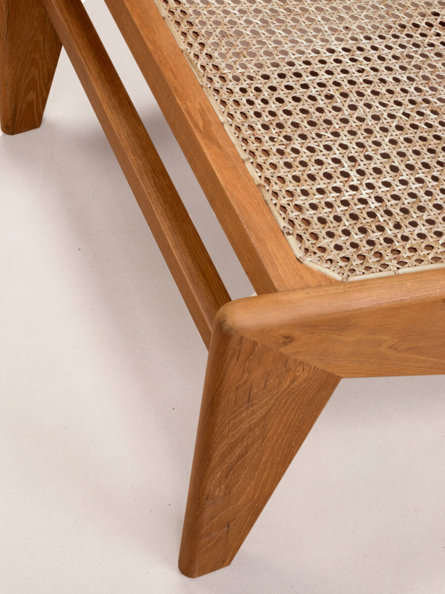 06 Kangaroo Natural Detail C Natural Teak