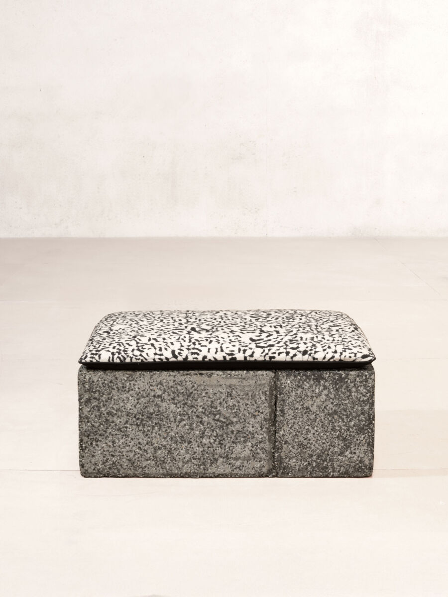 03 Leopold Seat Front