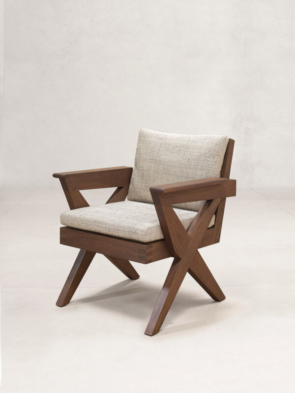 01 AP Lounge Chair Iso Dark Stain