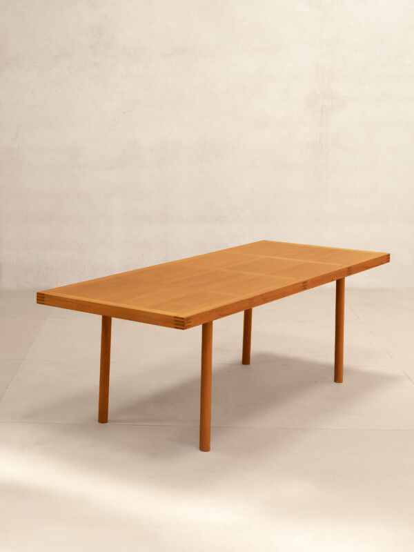 01 Nandi Dining Profile Iso