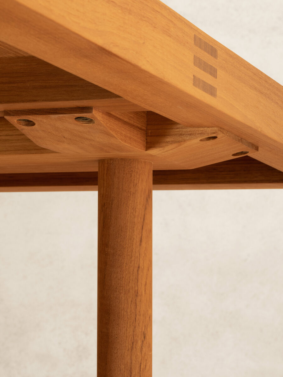 06 Nandi Dining Joint Detail