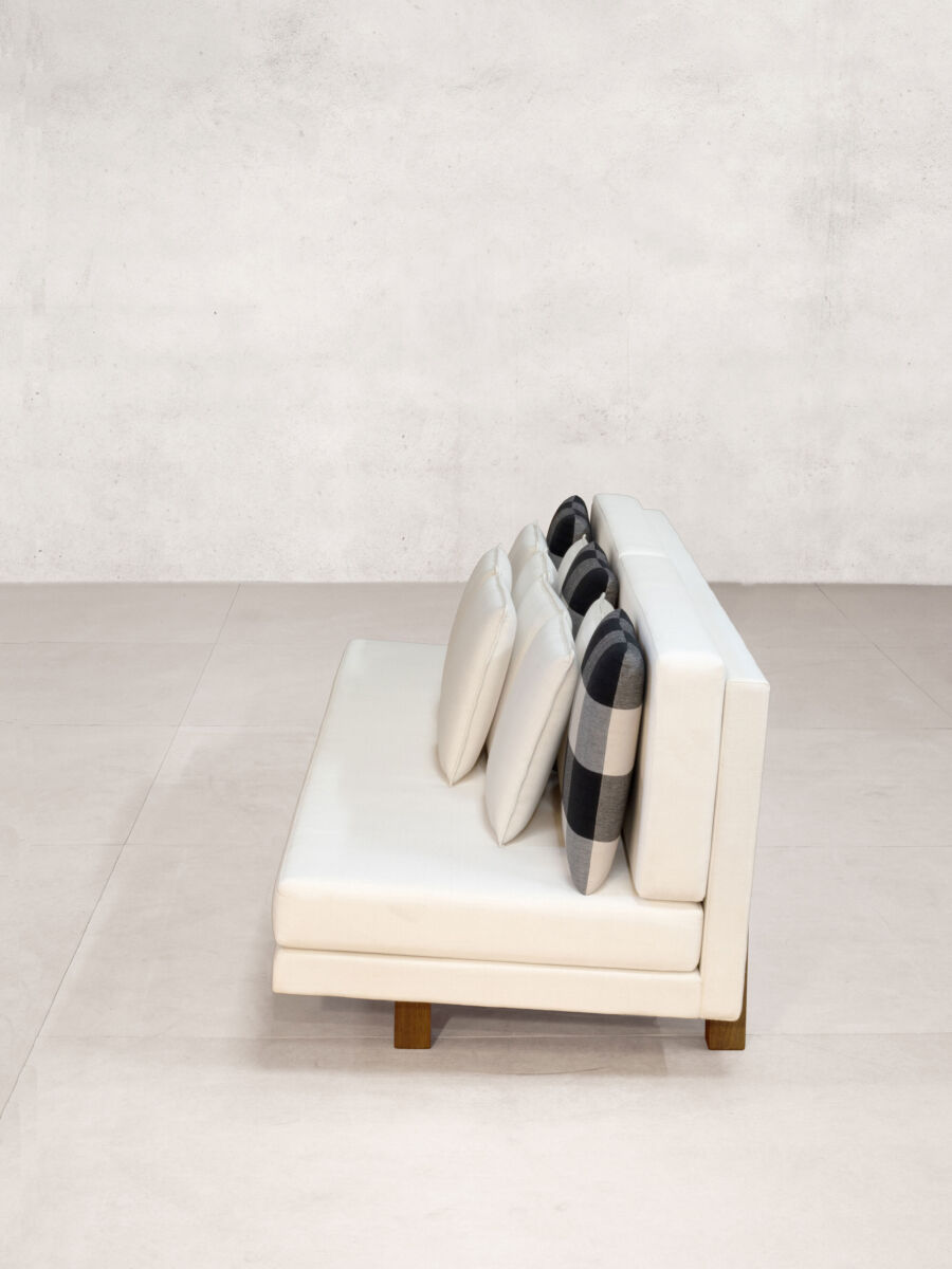 02 GB White Sofa Side