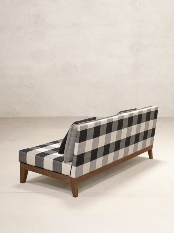 02 No 11 Sofa Isometric Rear