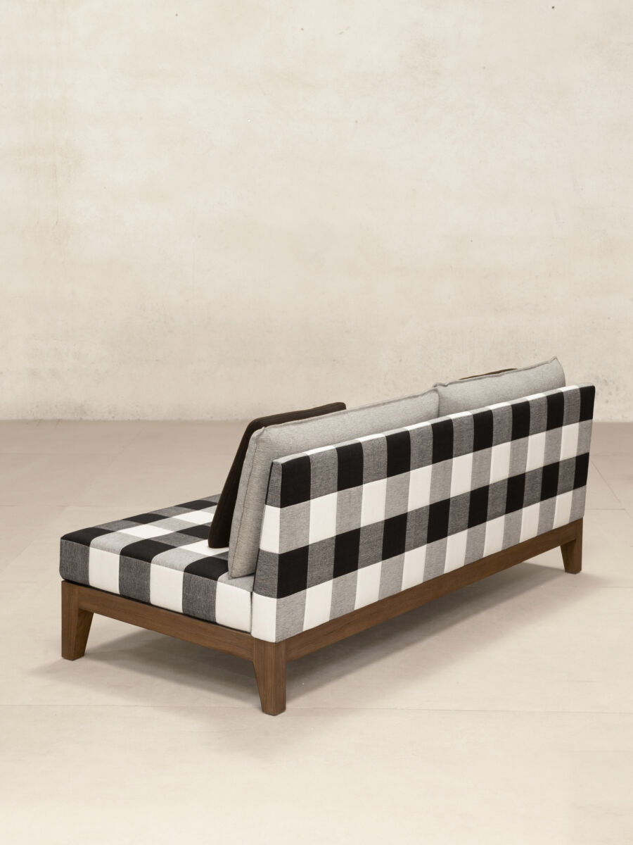 04 No 11 Sofa Rear Iso