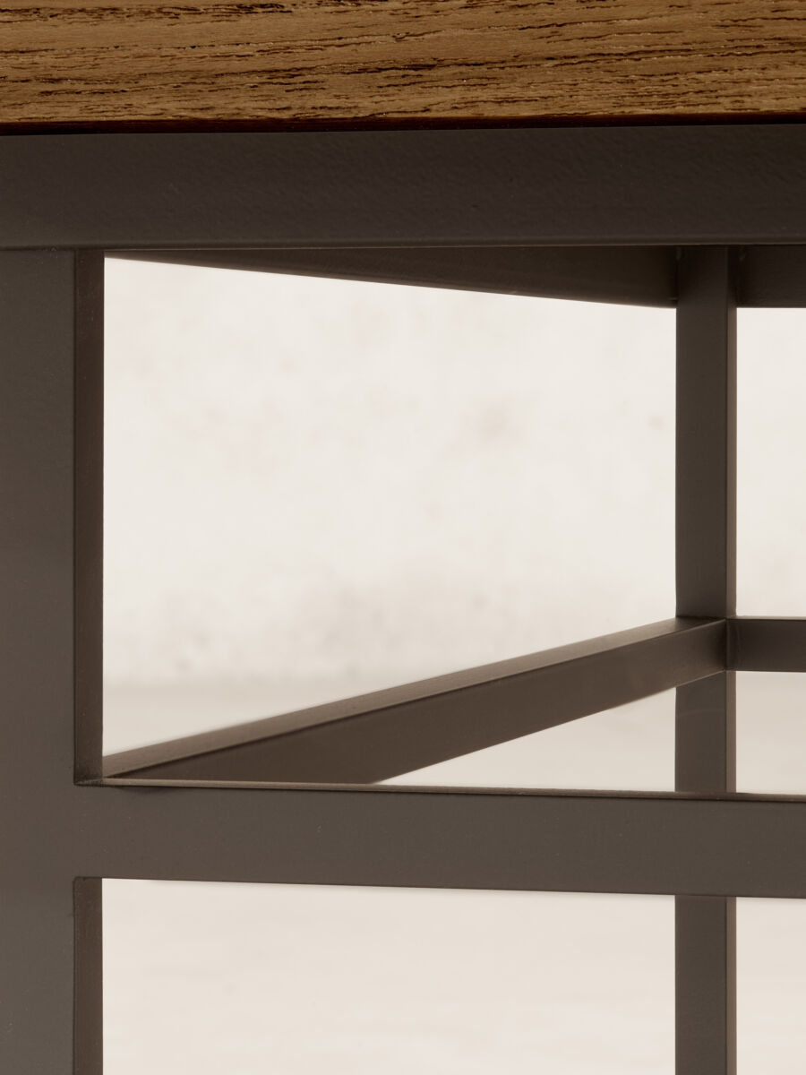 06 Side Table Frame Detail