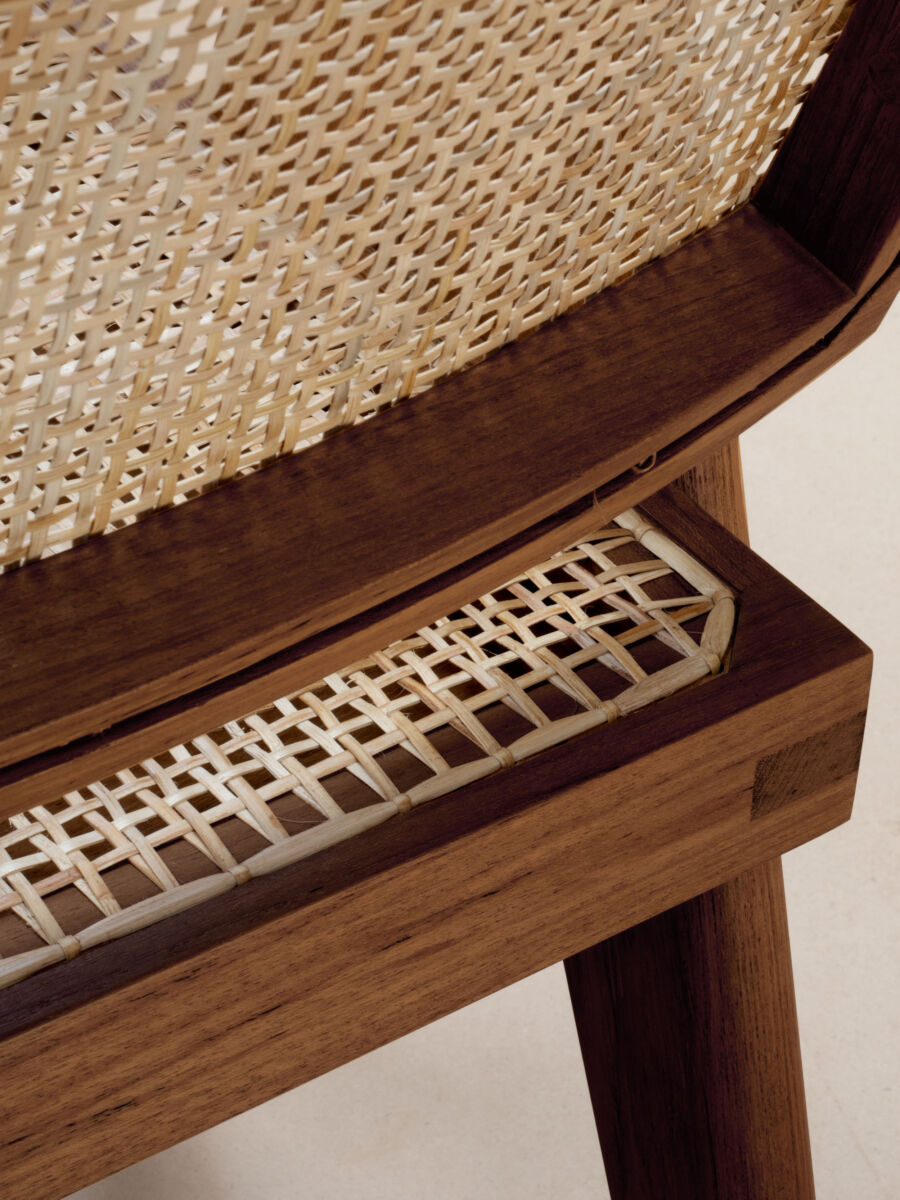 05 Baby OC Detail B Dark Stain