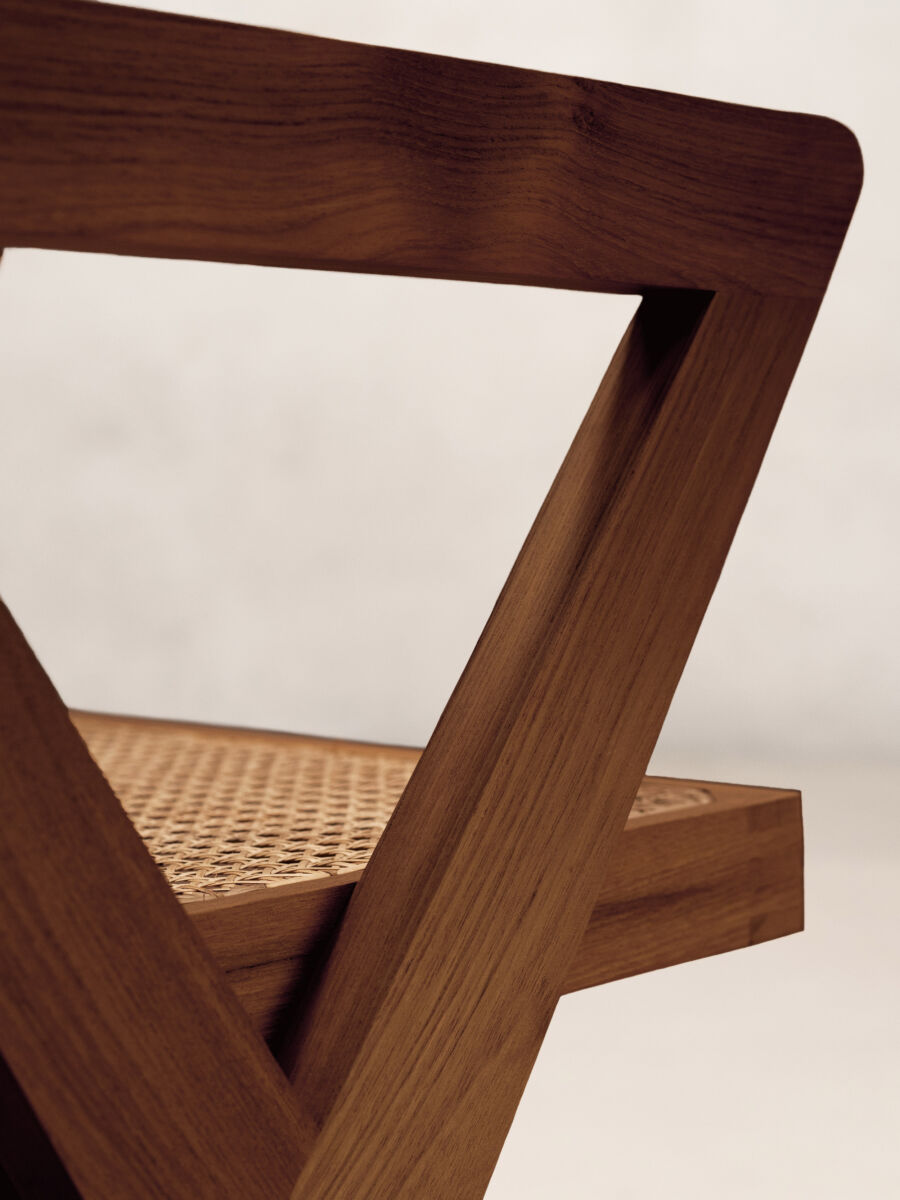 06 OC X Chair Derail C Darkstain