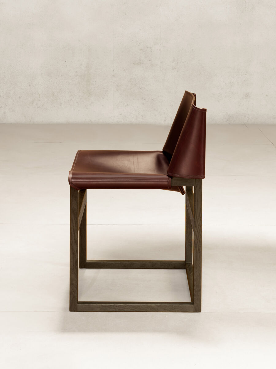 01 Burgandy Saddle Front