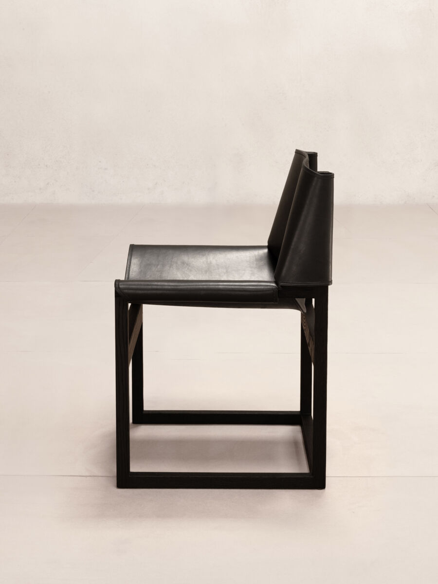 03 Saddle Chair Side