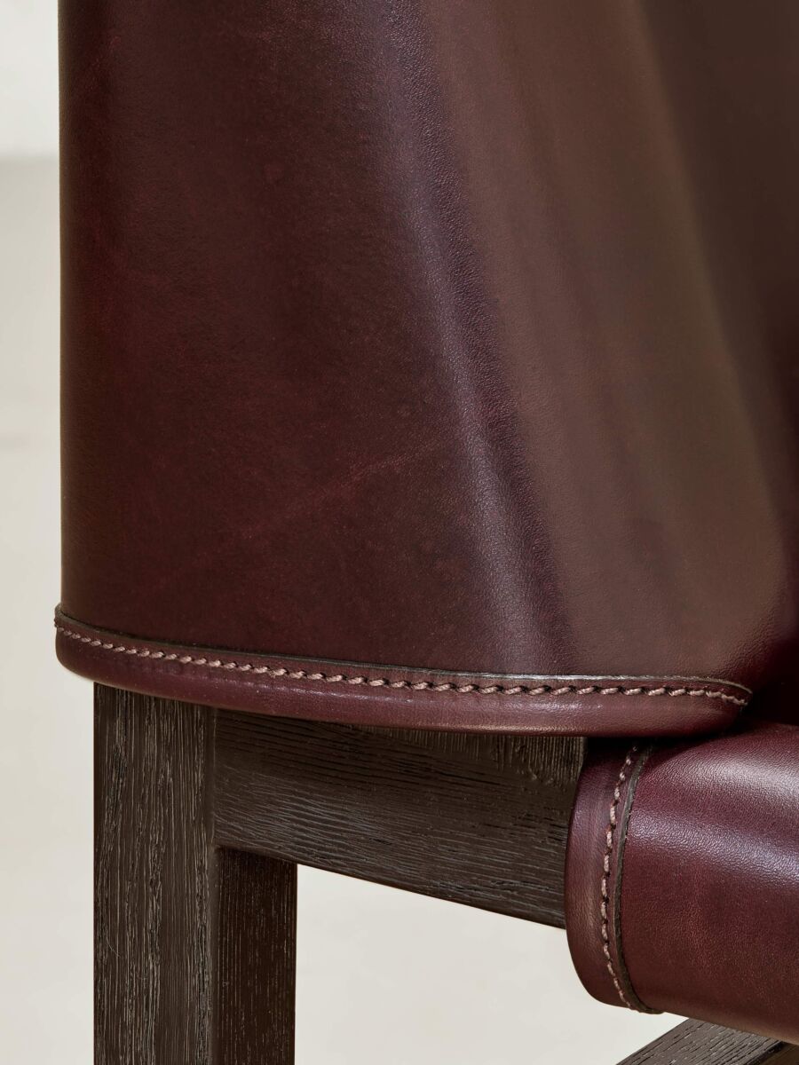 05 Burgandy Saddle Seat Wrap Detail