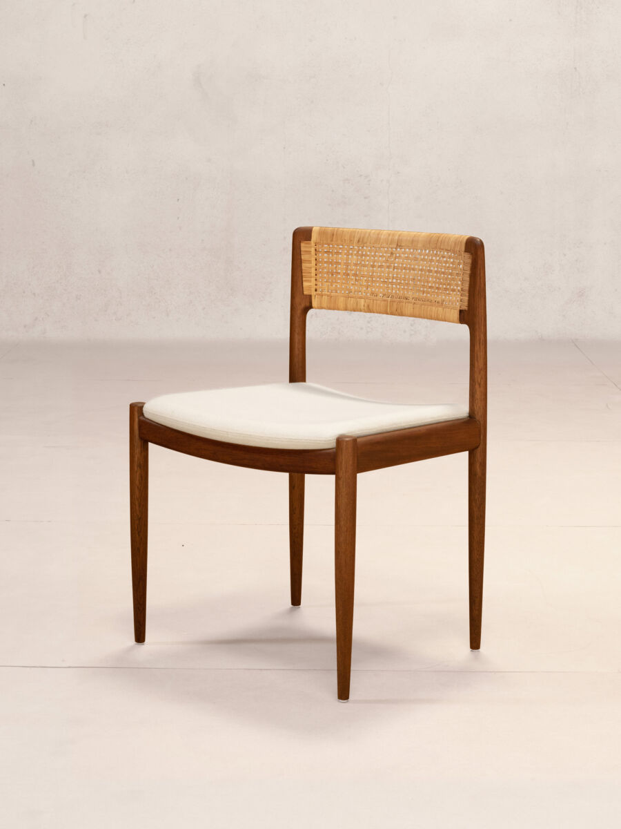 Tangāli Dining Chair (Upholstered Seat) – INODA+SVEJE, 2024 | Phantom Hands