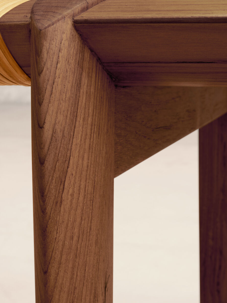 05 Tangali Bench Detail B DS