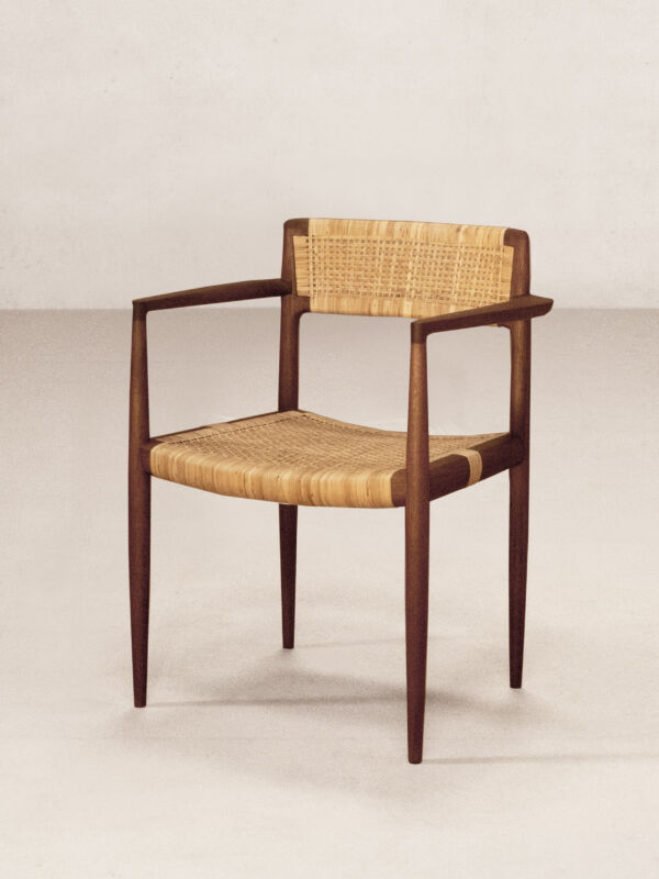 01 Isometric Tangali Dining Chair Both Arms DS