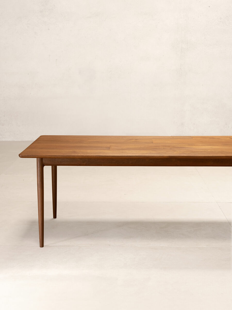 01 Tangali DT Profile Side