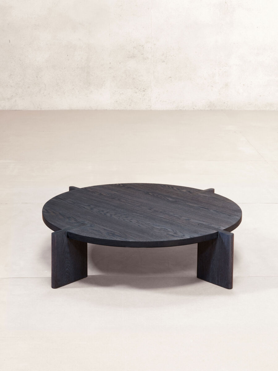 02 Low Blue Table Side