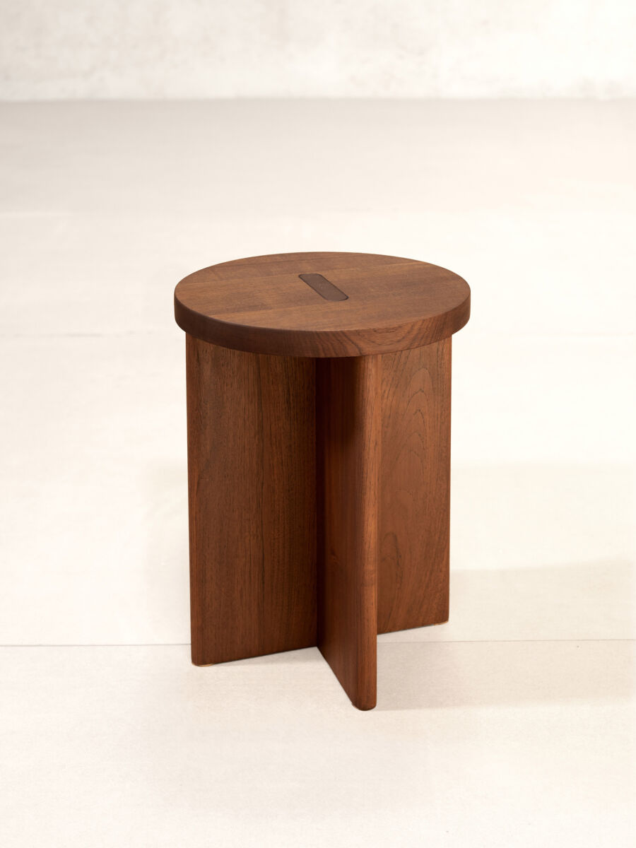 03 Teak Round Stool Iso Other