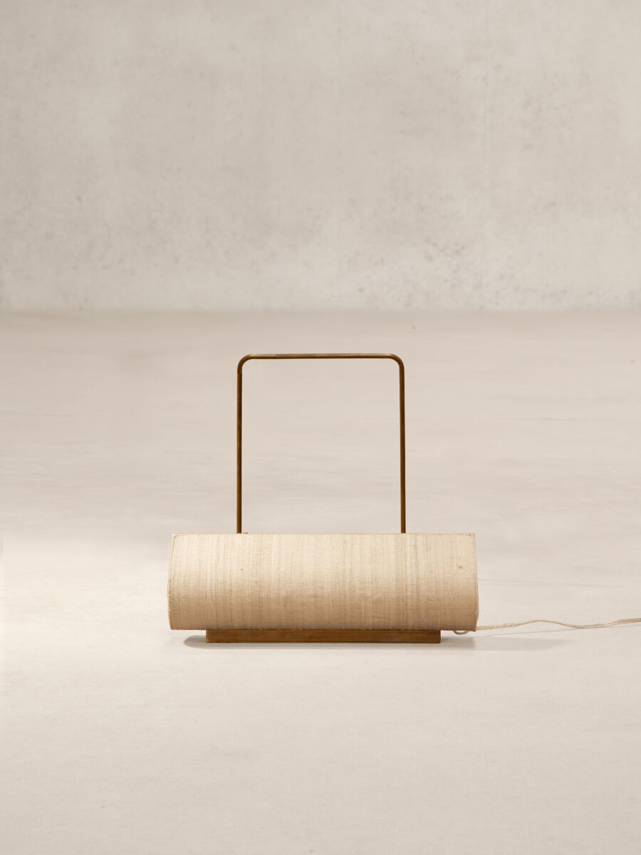 03 Up Stand Profile Front