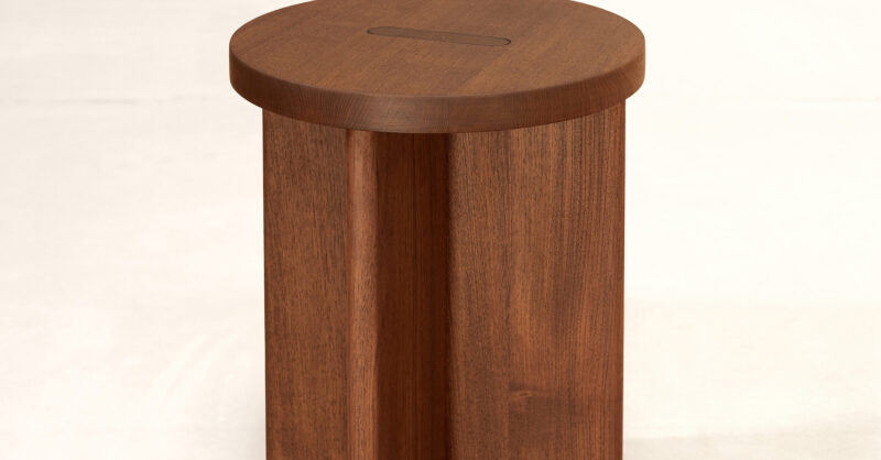 x+l 15 Full Circle Stool | Phantom Hands