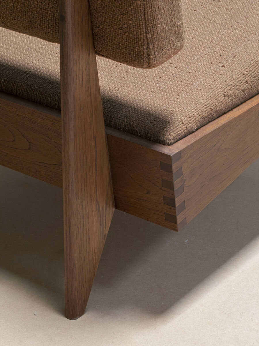 09 xl Lounge Chair Sequoia Detail B